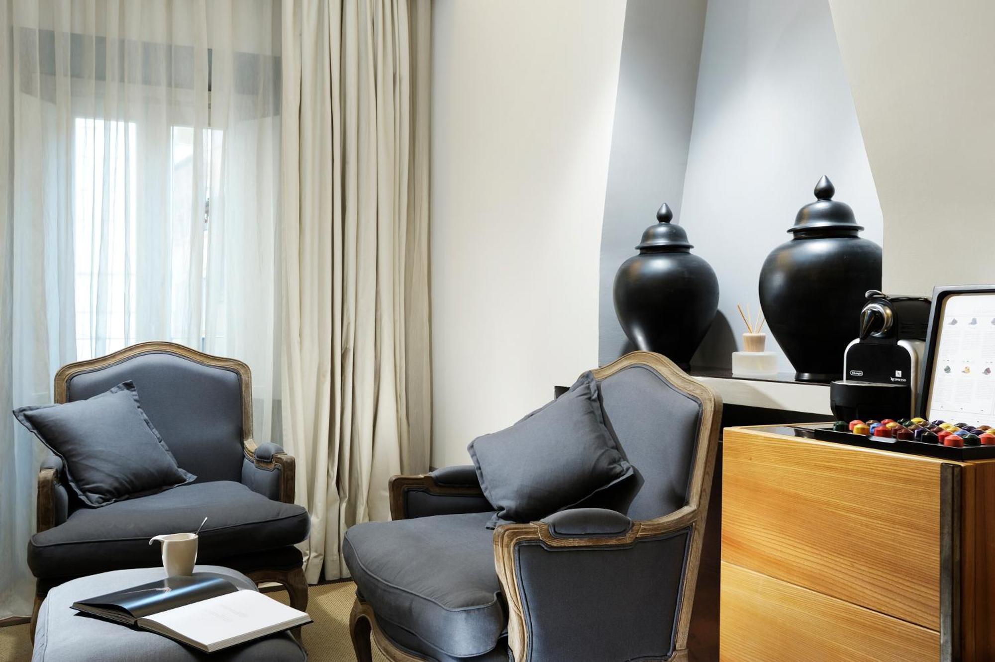 Mario De' Fiori 37 Otel Roma Dış mekan fotoğraf