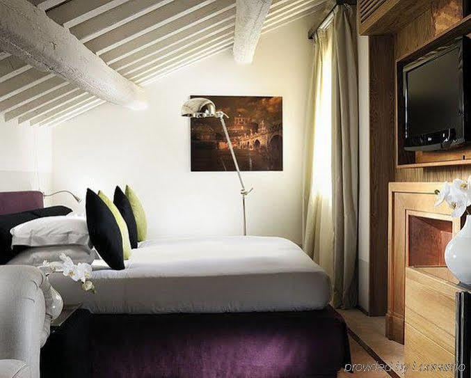 Mario De' Fiori 37 Otel Roma Dış mekan fotoğraf
