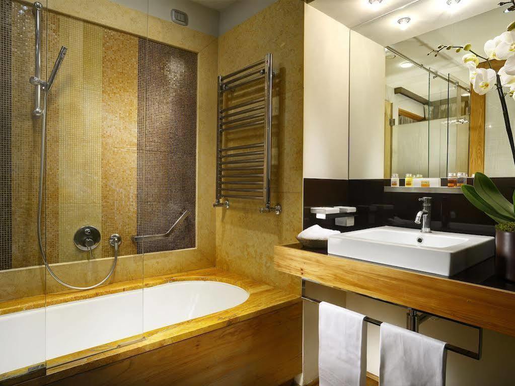 Mario De' Fiori 37 Otel Roma Dış mekan fotoğraf